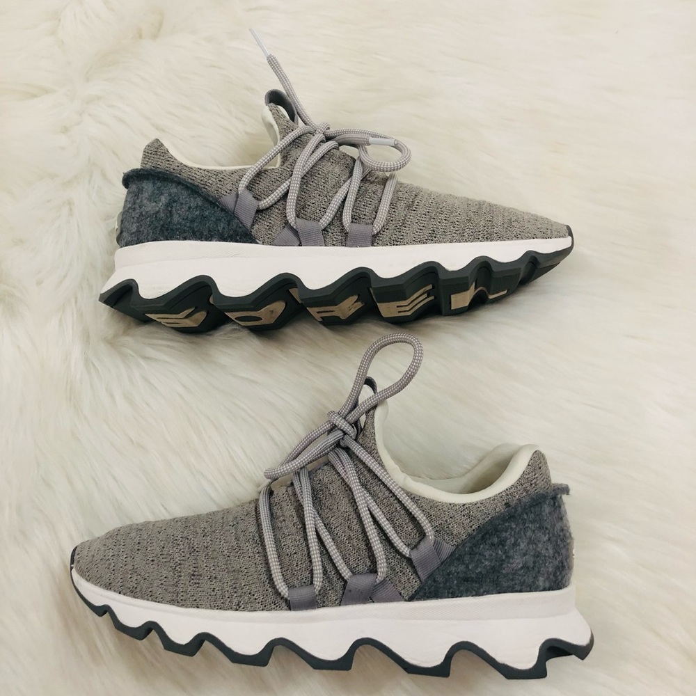 Sorel kinetic shoes